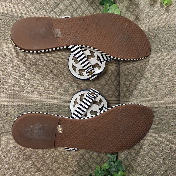 Tory Burch Miller Stripe Patent Leather Sandals In Black & White - Picture 7 of 15